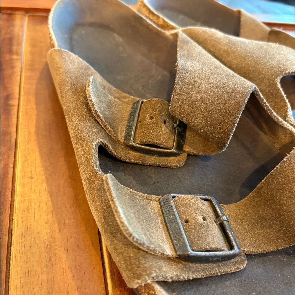 Birkenstock Arizona Men's Tan Suede Sandals